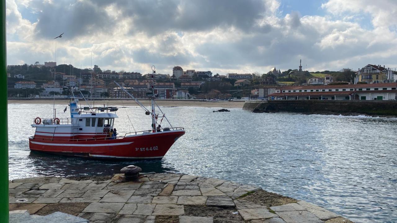 La Casa De Fito Cerca Del Centro De Comillas Bagian luar foto